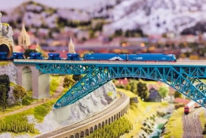 新密市桥梁模型